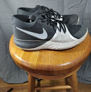 Nike Men's Zoom Assersion Basketball Shoes - Black